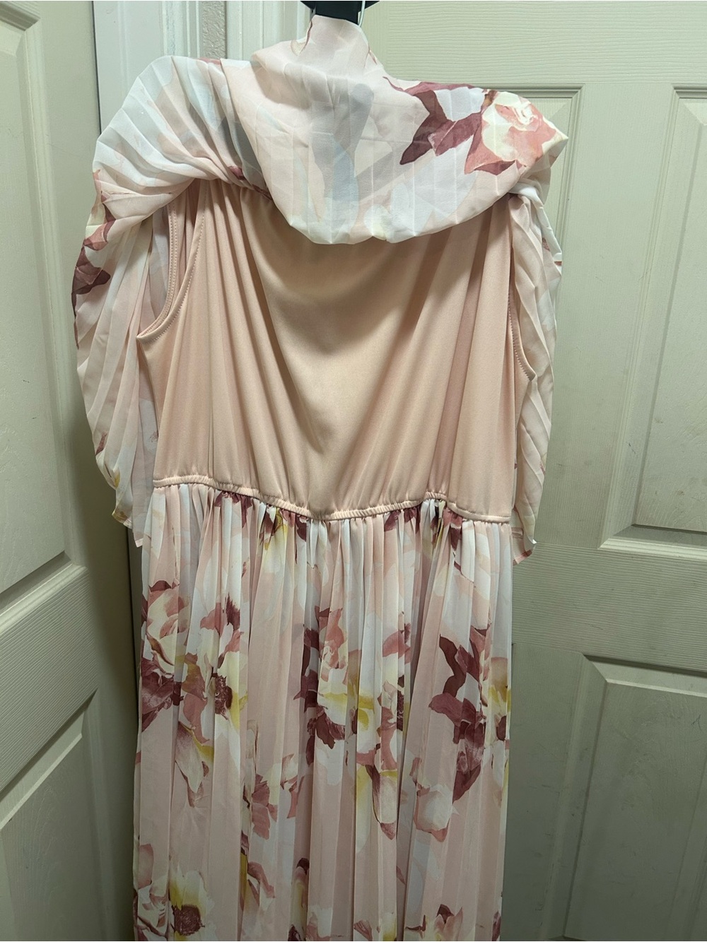 Balactic Born Pleated Floral Off Shoulder Maxi Dress - Picture 7 of 12